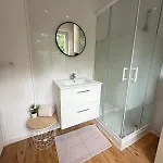 Centre Apartment *
