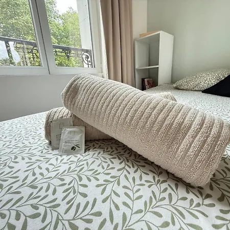 Centre *